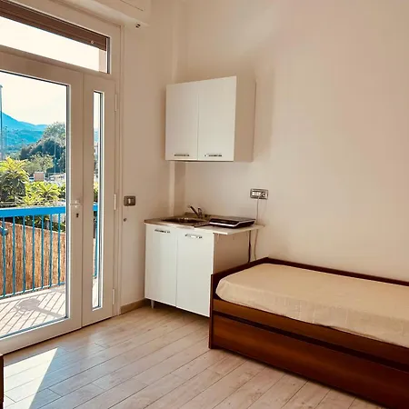 La Rosa Bianca Lägenhet La Spezia